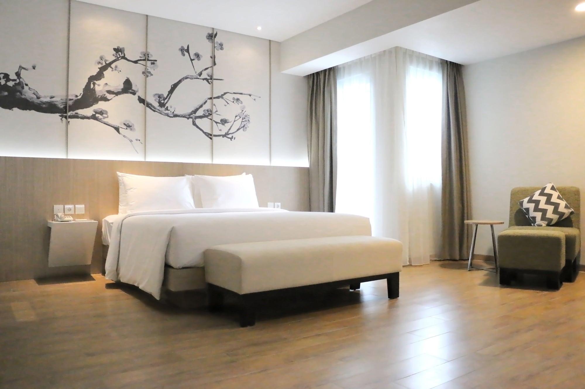 Hotel Santika Mega City Bekasi Eksteriør bilde