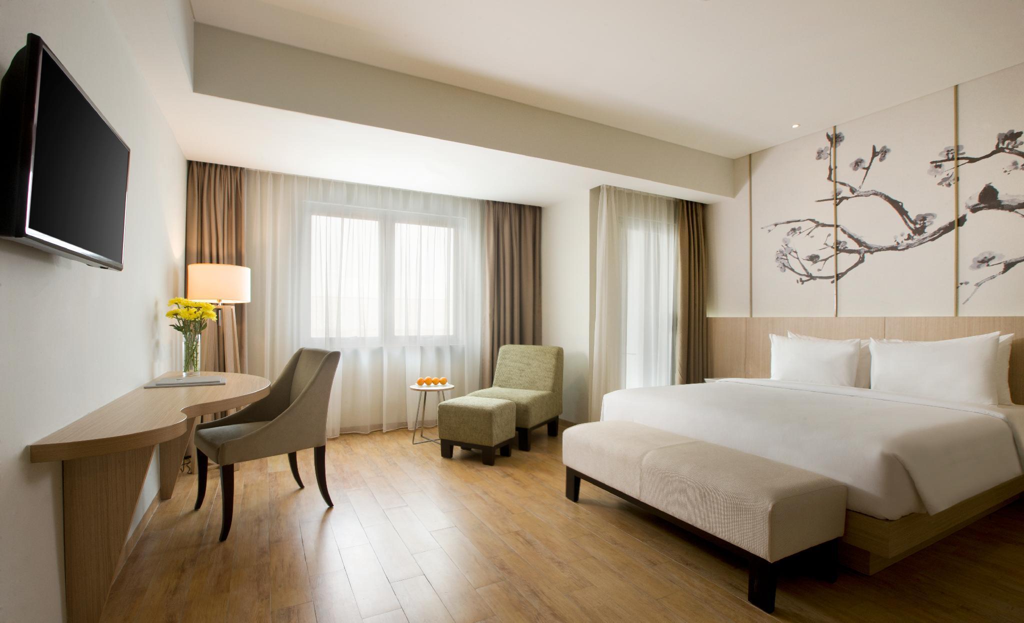 Hotel Santika Mega City Bekasi Eksteriør bilde