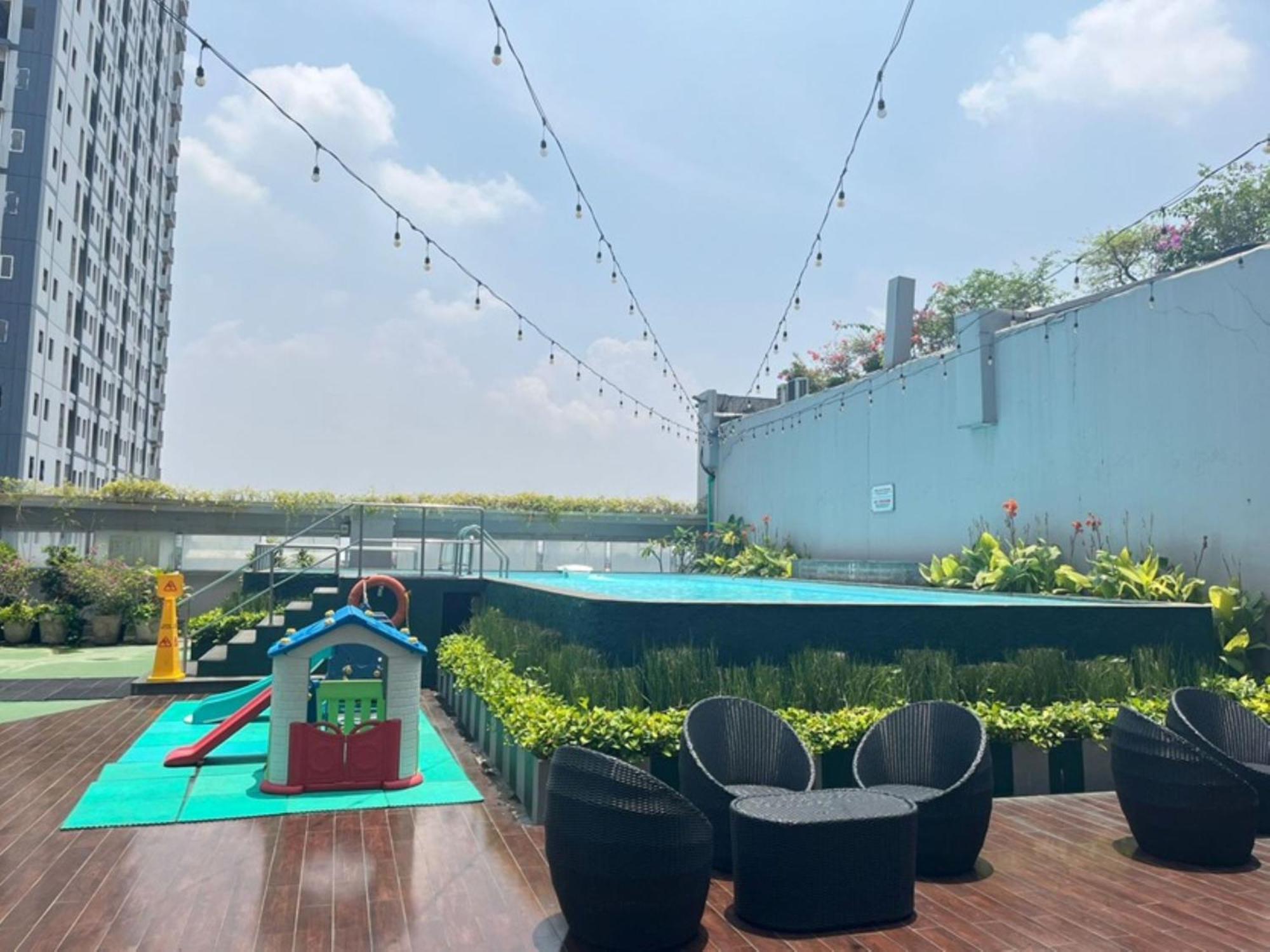 Hotel Santika Mega City Bekasi Eksteriør bilde