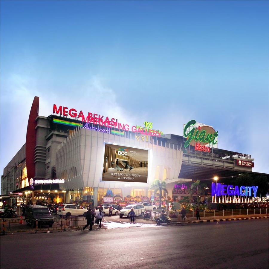 Hotel Santika Mega City Bekasi Eksteriør bilde