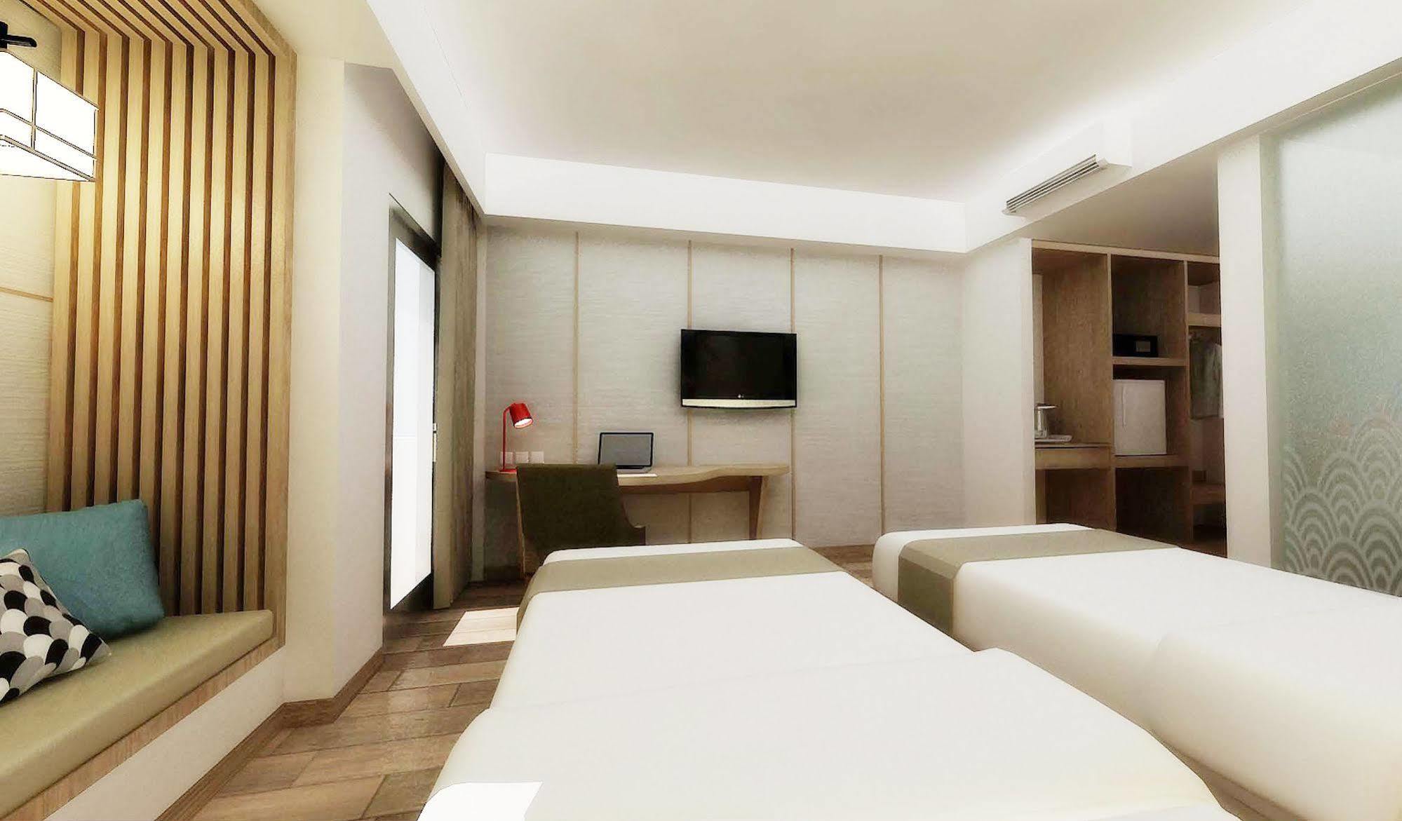 Hotel Santika Mega City Bekasi Eksteriør bilde